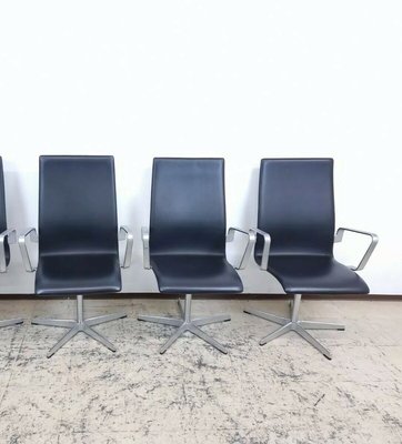 Oxford Chairs in Leather by Arne Jacobsen for Fritz Hansen, Set of 3-BVM-1983661