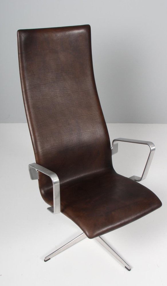 Oxford Lounge Chair from Arne Jacobsen