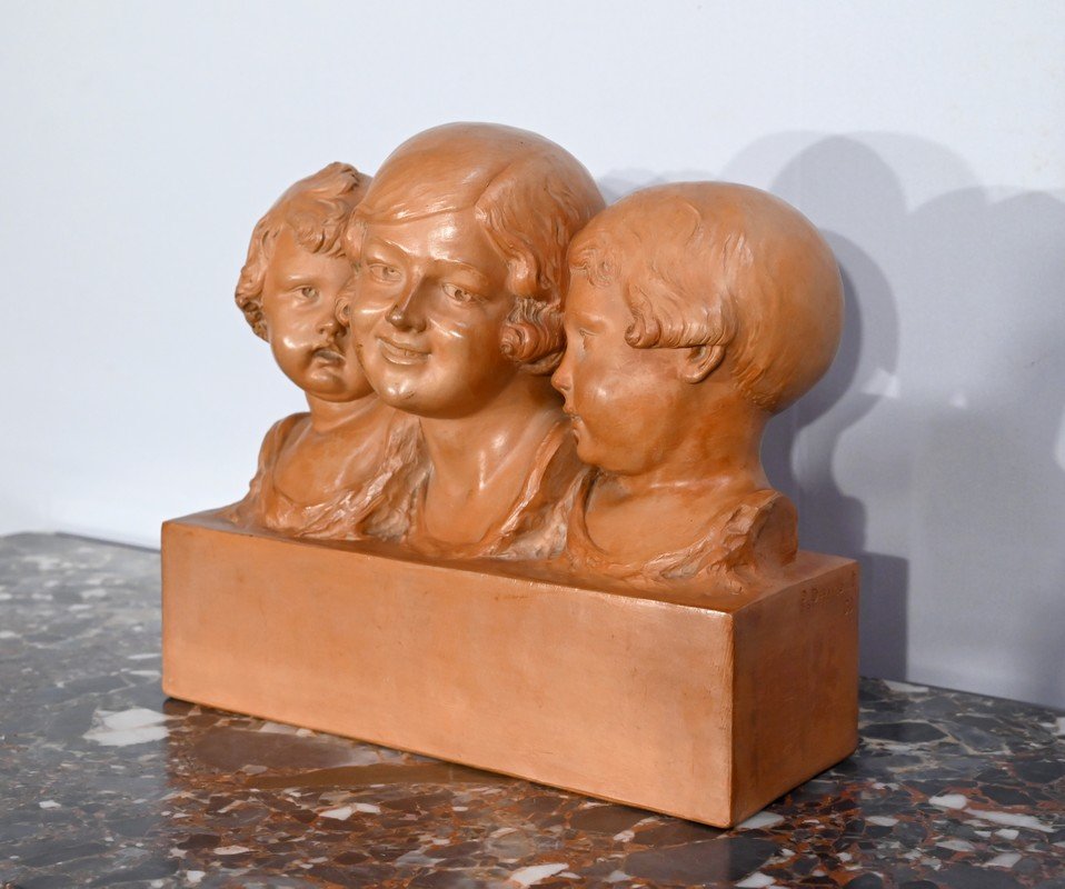 P. Dumont, Art Deco Mother and Her Children, 1920s, Patinated Terracotta Group