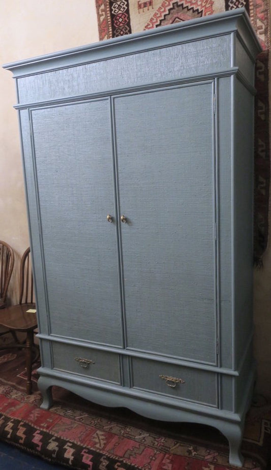 Painted Blue-Grey Wardobe in Oak with Burlap Hessian Finish