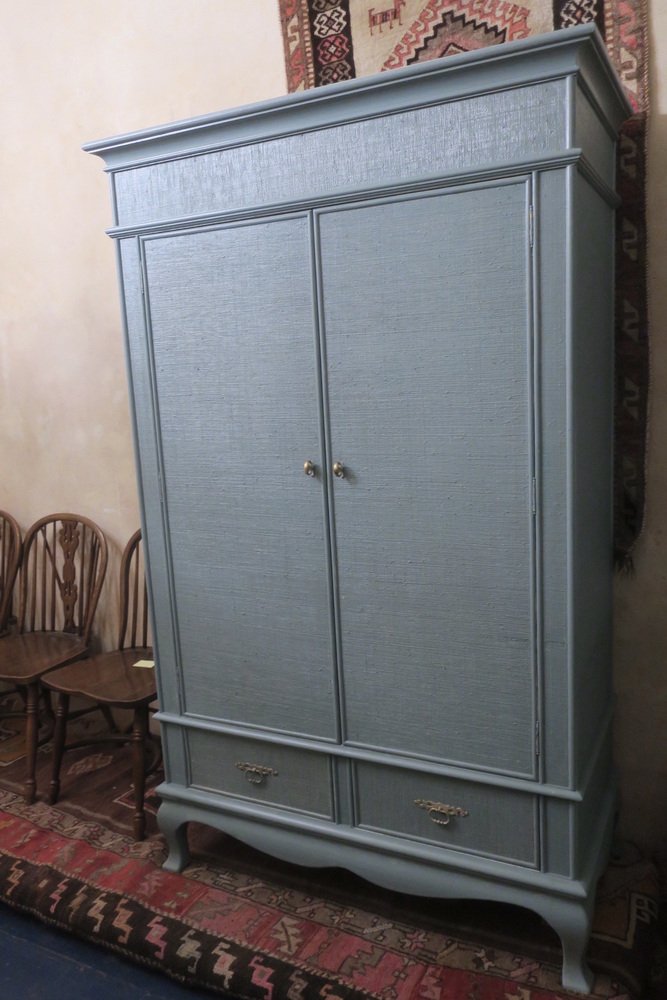 Painted Blue-Grey Wardobe in Oak with Burlap Hessian Finish