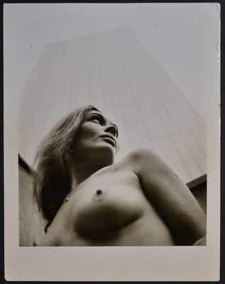 Paris Nude in Front of Montparnasse Tower-DYV-701142