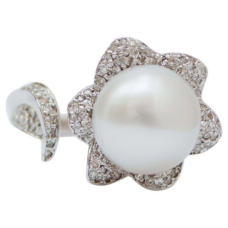 Pearl, Diamonds, 18 Karat White Gold Ring