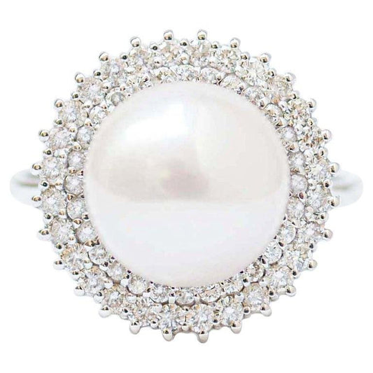 Pearl, Diamonds, 18 Karat White Gold Ring