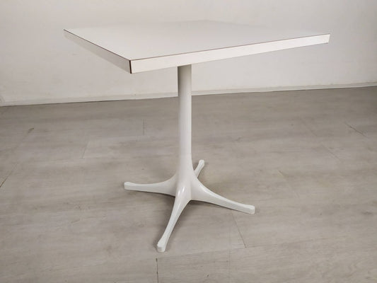 Pedestal Table from George Nelson