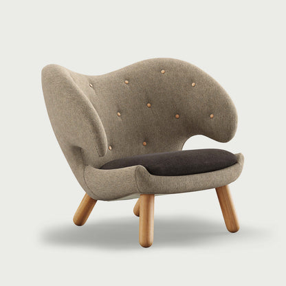 THE PELICAN CHAIR (With Buttons) — Hallingdal | 227 / 376 / Oak Dark Oil