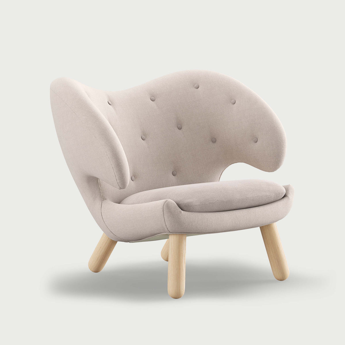 THE PELICAN CHAIR (With Buttons) — Hallingdal | 103 / 113 / Oak Clear Oil
