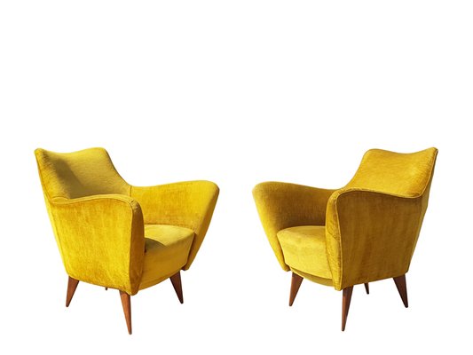 Perla Armchairs in Yellow Velvet and Wood by Guglielmo Veronesi for Isa Bergamo, 1952, Set of 2