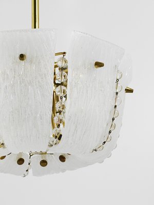 Petite Curved Basket Chandelier in Brass & Glass attributed to J. T. Kalmar for Kalmar, Austria, 1950s-MWV-2026690