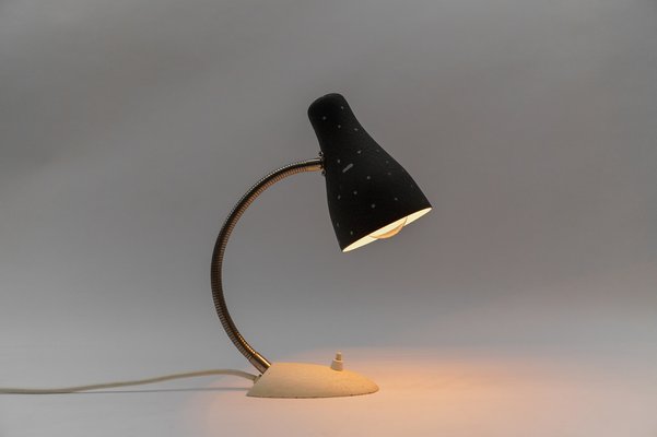 Petite Mid-Century Modern Table Lamp, 1960s-KQB-1748044