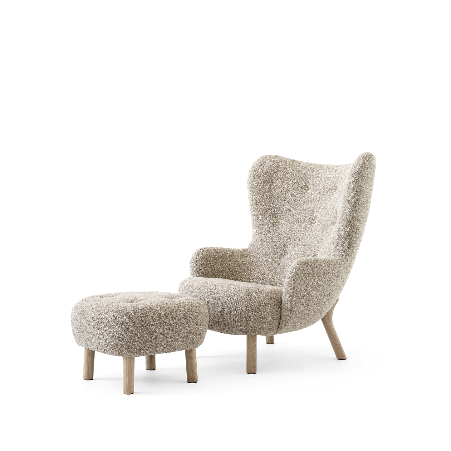 Petra VB3 Armchair by &tradition #Karakorum 003/Oiled Oak Incl. ATD1 Puff