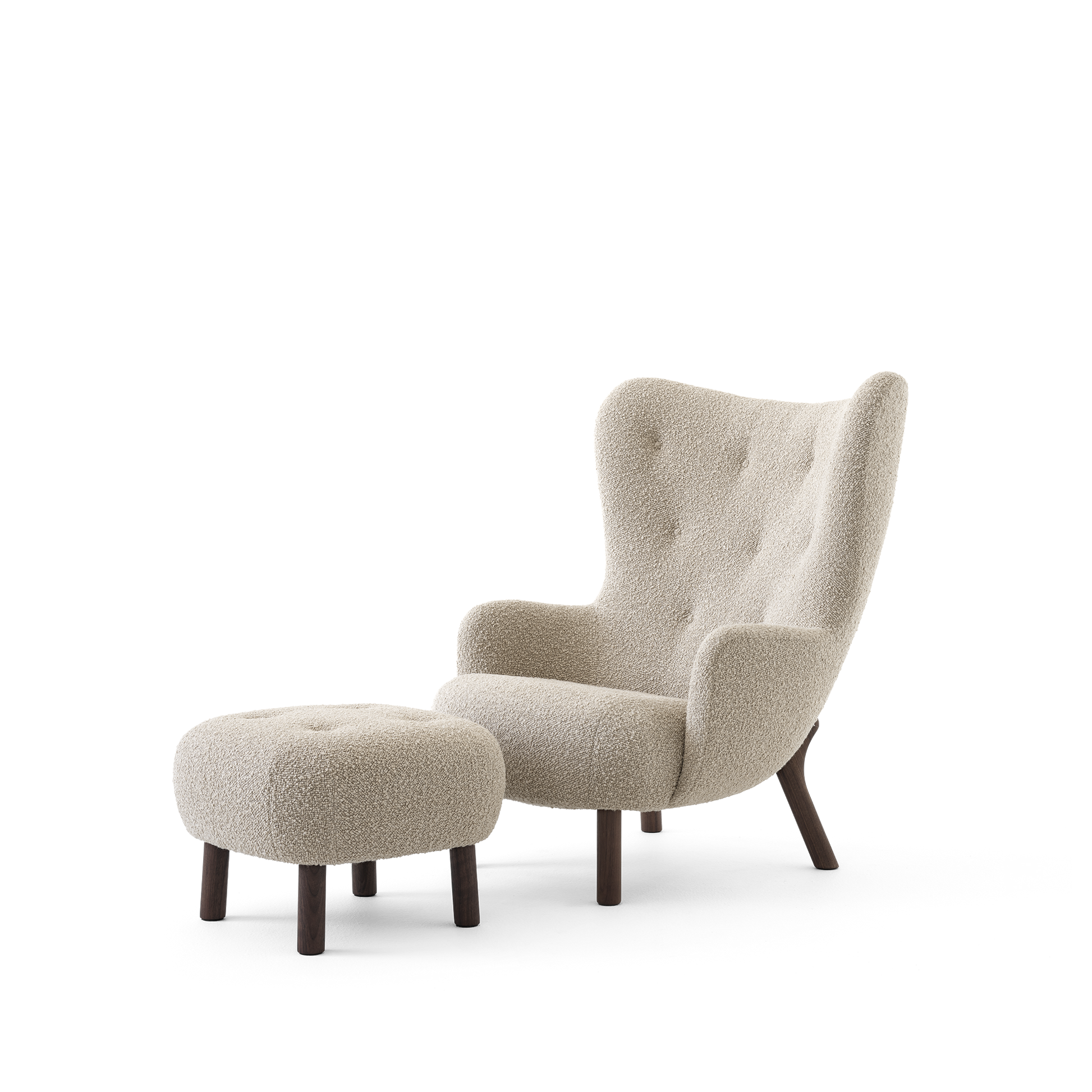 Petra VB3 Armchair by &tradition #Karakorum 003/Oiled Walnut Incl. ATD1 Puff