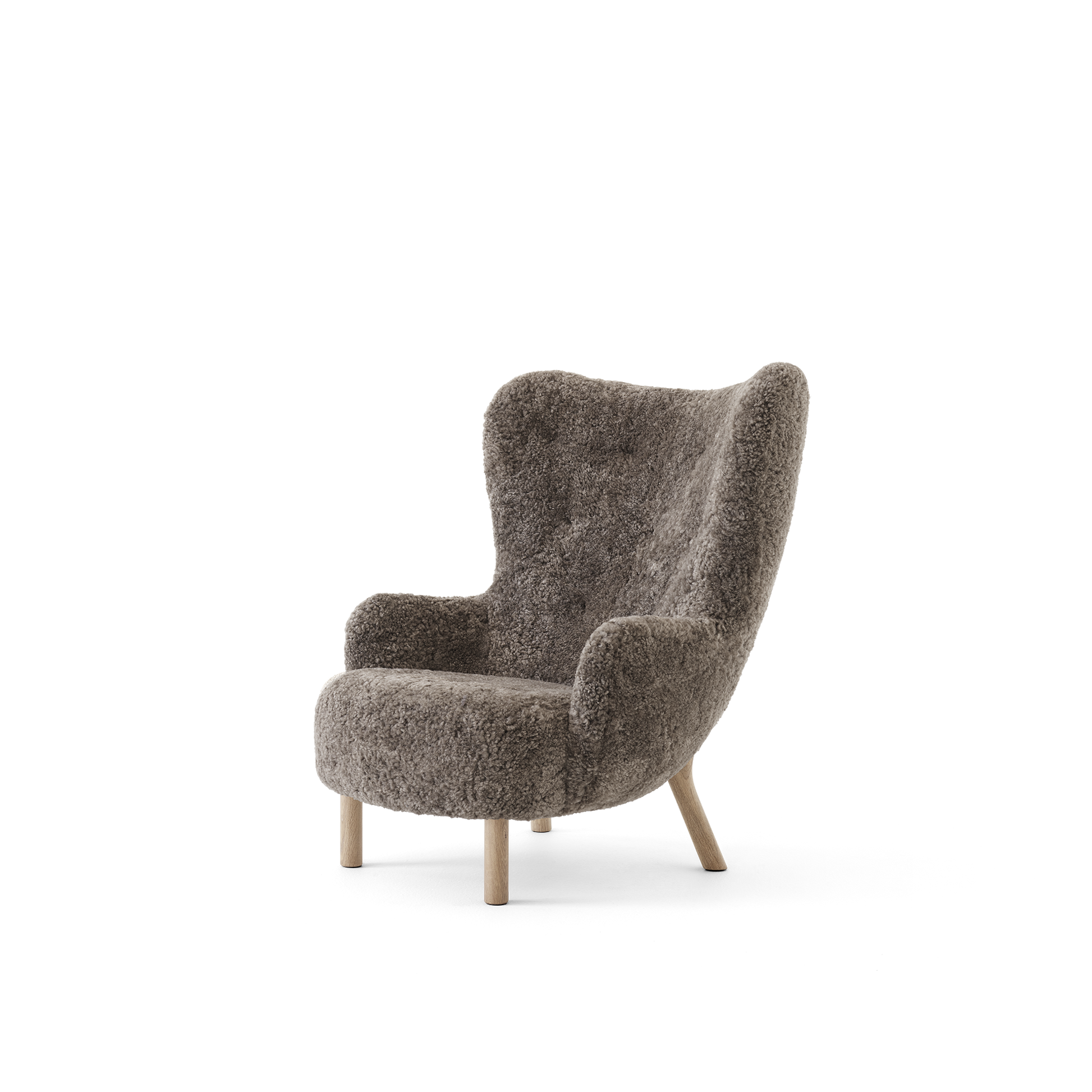 Petra VB3 Armchair by &tradition #Sheepskin Sahara/Oiled Oak