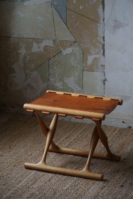 PH41 Folding Stool in Oak and Leather by Poul Hundevad, 1960s-MXF-1764201