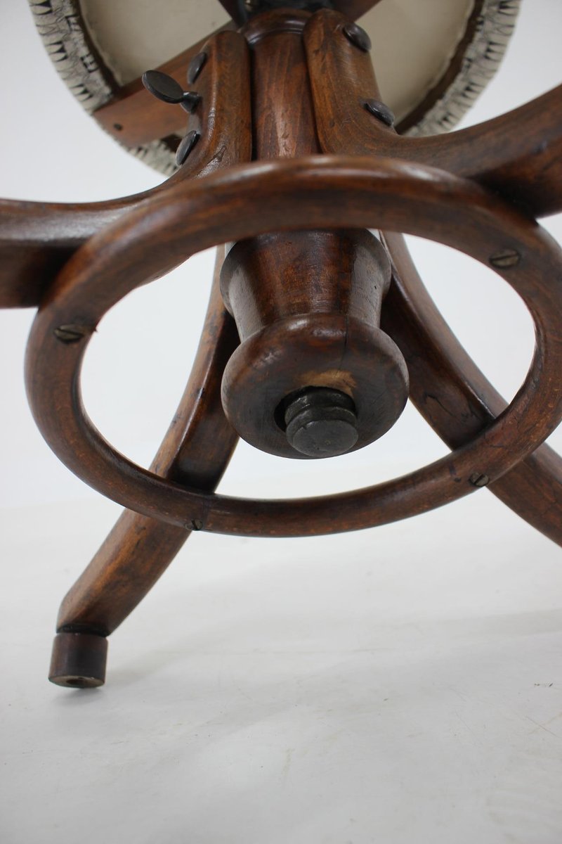 Piano Bentwood Beech Stool, Czechoslovakia, 1930s