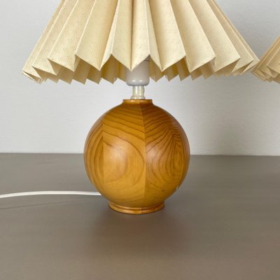 Pine Ball Table Lights, Sweden, 1970s, Set of 2-QZ-1822397