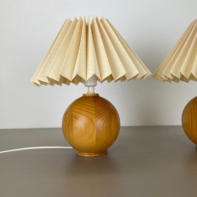 Pine Ball Table Lights, Sweden, 1970s, Set of 2-QZ-1822397