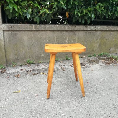 Pine Stool with Concave Seat and Pencil Legs, France, 1970s-NTQ-2035026