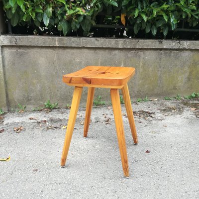 Pine Stool with Concave Seat and Pencil Legs, France, 1970s-NTQ-2035026