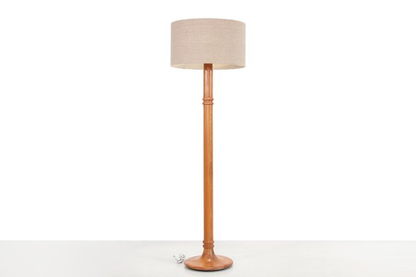 Pine Wooden Floor Lamp by Tsar, Sweden, 1970s-BQ-2042286