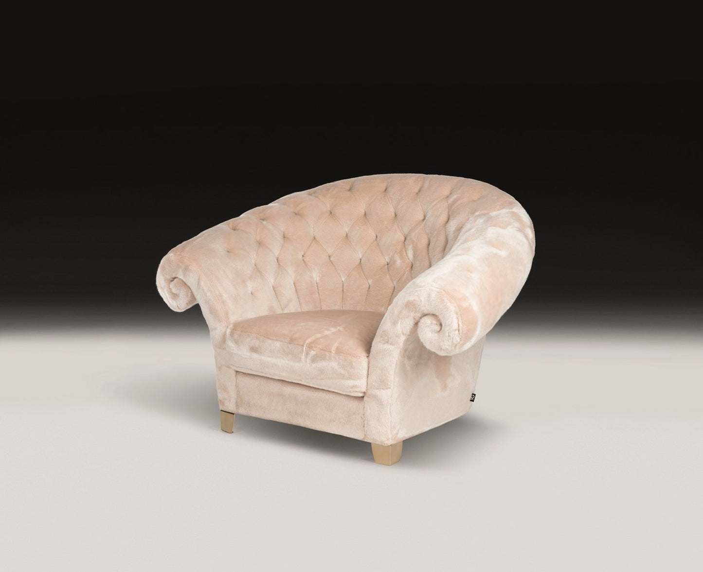 Pink Faux Fur Versailles Armchair from VGnewtrend