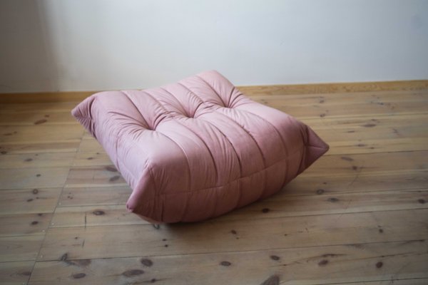 Pink Pearl Velvet Togo Pouf by Michel Ducaroy for Ligne Roset-IXA-1309441