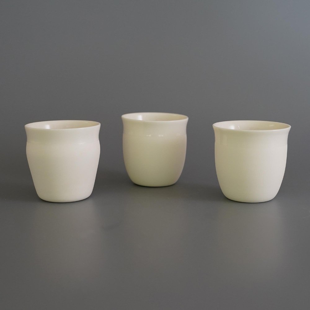 Plain Curve Cups by Studio Cúze, Set of 4