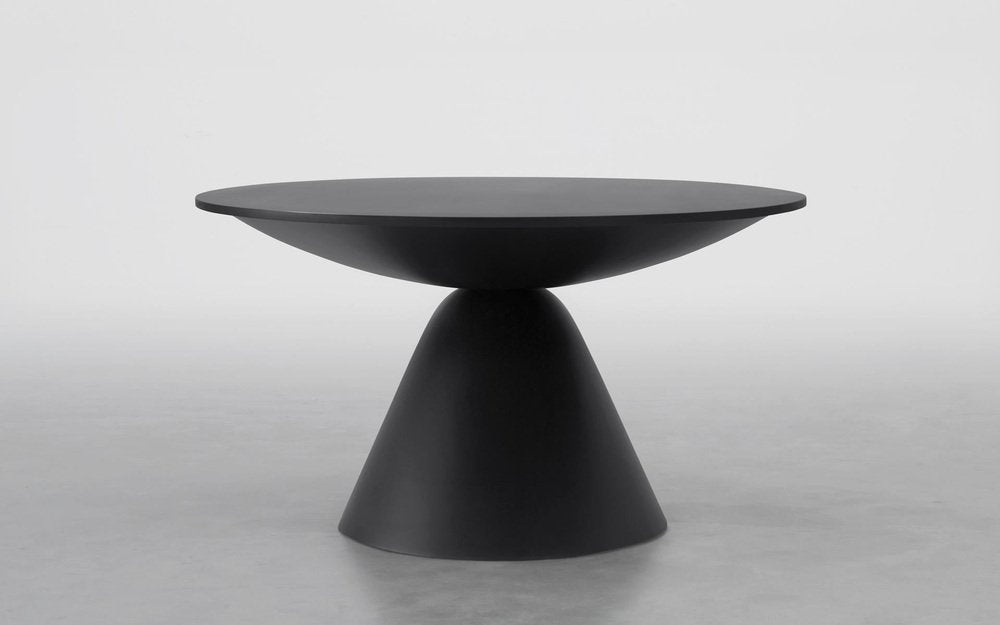 Plateau Table 190 by Imperfettolab