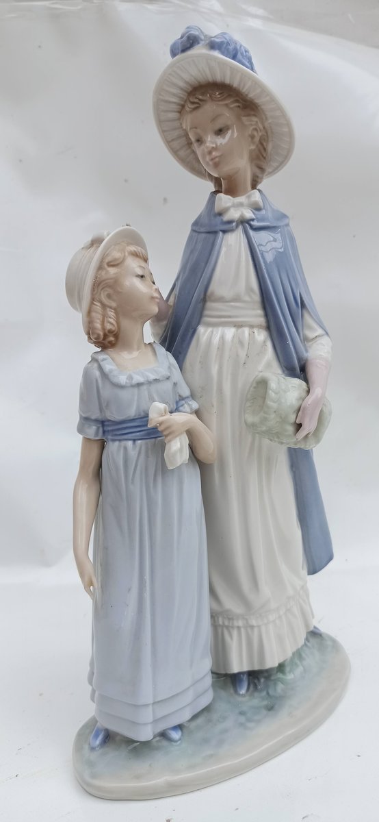 Porcelain Ladies from Lladro