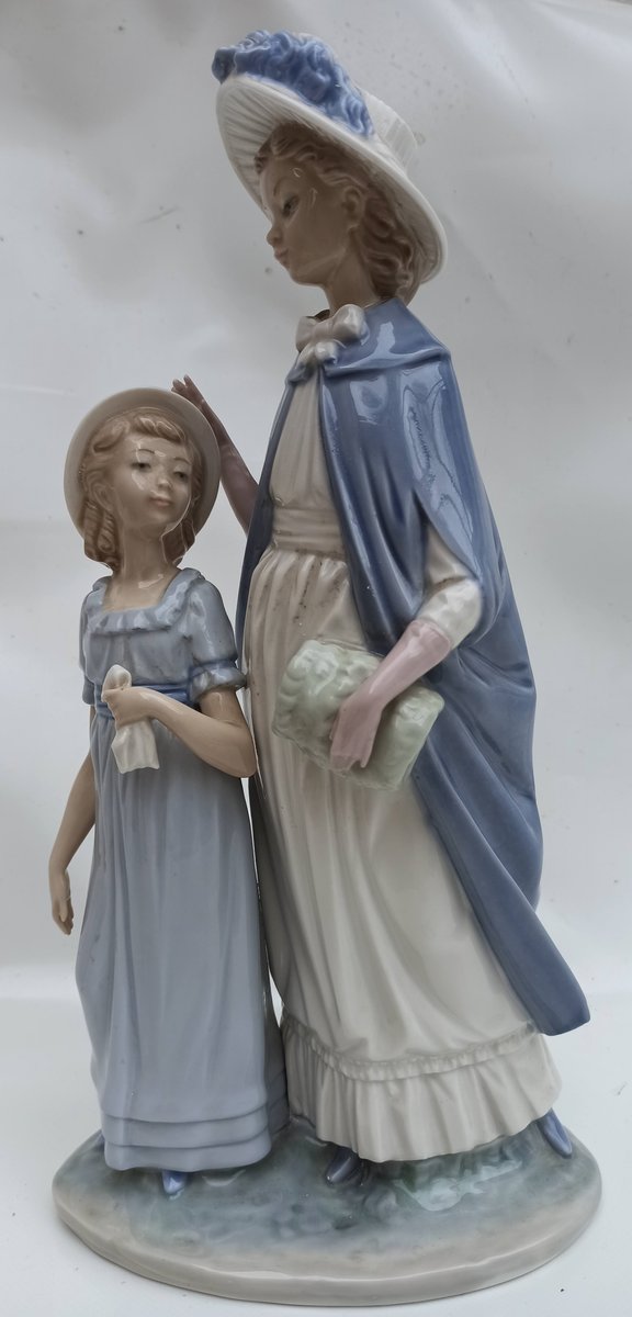 Porcelain Ladies from Lladro