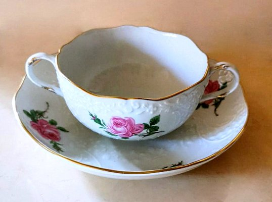 Porcelain Rose Broth Cups & Saucers with Embossed Decorations from Meissen, Set of 24-QRS-1138520