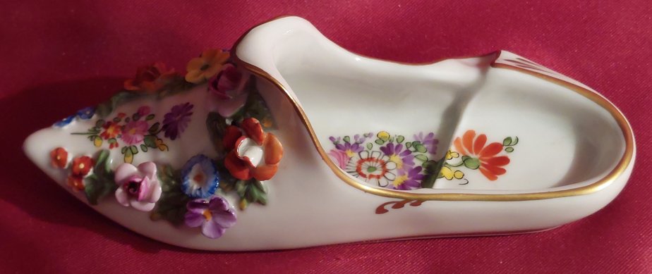 Porcelain Slipper from Dresden Porcelain-PDF-2041933