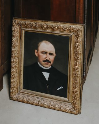 Portrait by W.N. Hendrikse, 1902-YK-630304