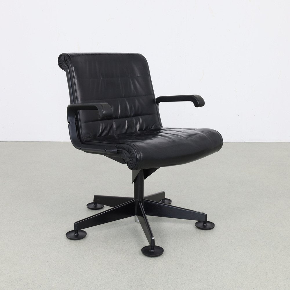 Postmodern Conference Chair in Leather by Richard Sapper for Knoll, 1980s-RZV-1731551