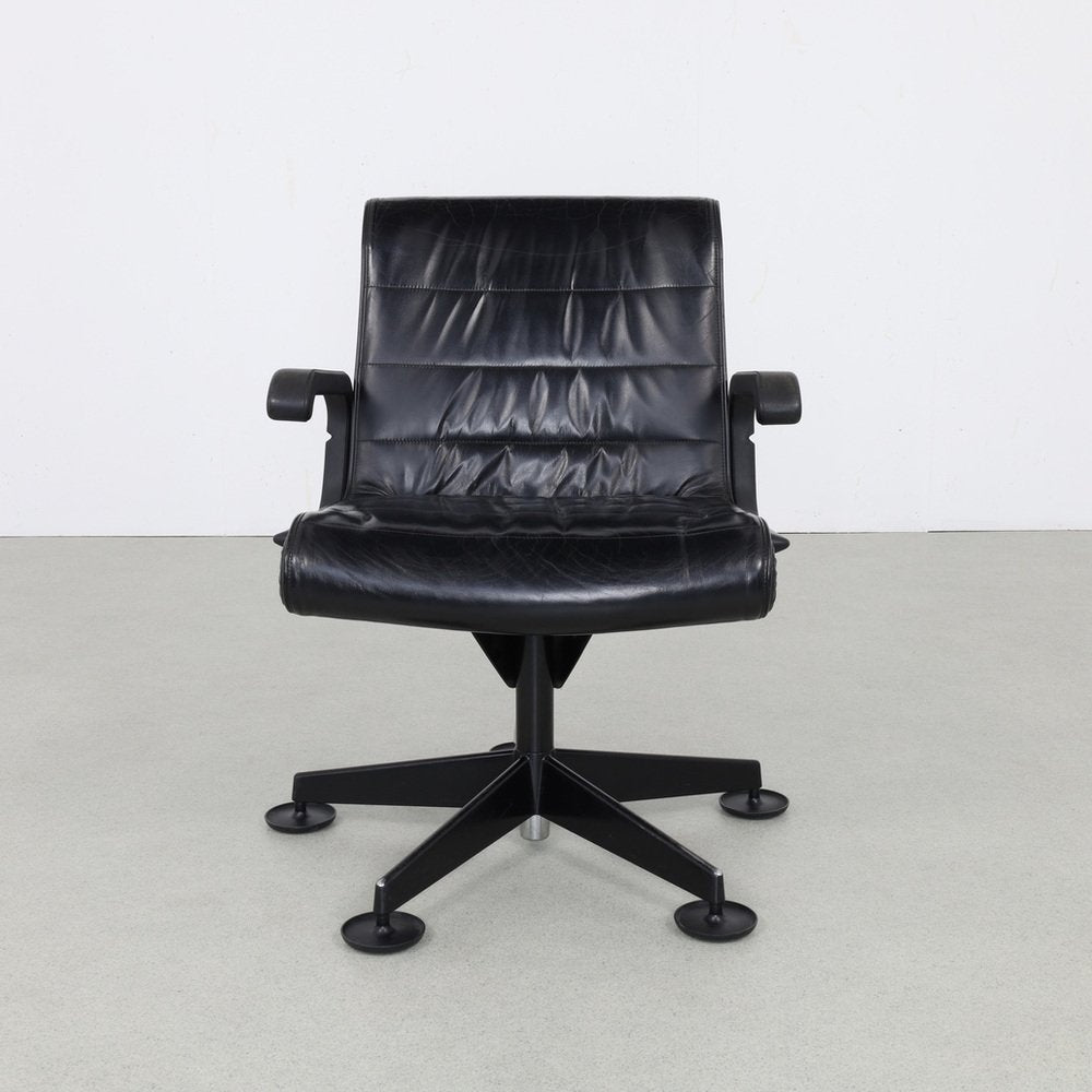 Postmodern Conference Chair in Leather by Richard Sapper for Knoll, 1980s