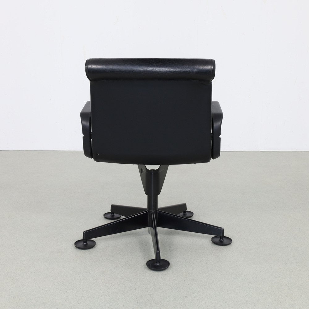 Postmodern Conference Chair in Leather by Richard Sapper for Knoll, 1980s