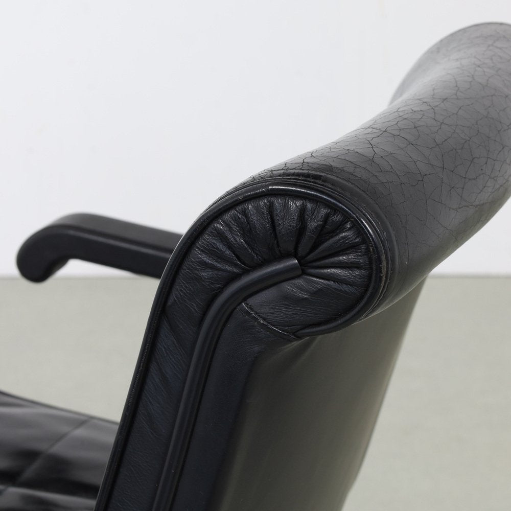 Postmodern Conference Chair in Leather by Richard Sapper for Knoll, 1980s-RZV-1731551