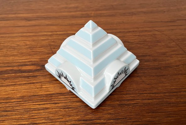 Postmodern Limited Edition Philip Morris Porcelain Stacking Ashtray Pyramide Tip Lid by Frank Stella for Rosenthal, 2000s-UAH-1749988