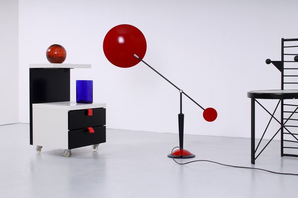 Postmodern Red and Black Adjustable Counterbalance Table Light from Herda, 1980s-XT-1359456