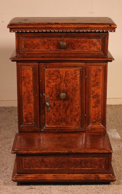 Prie-Dieu or Prayer Kneeler in Walnut and Burl Walnut, 1600s-HPU-953509