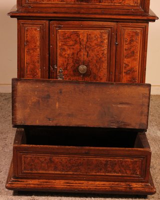 Prie-Dieu or Prayer Kneeler in Walnut and Burl Walnut, 1600s-HPU-953509