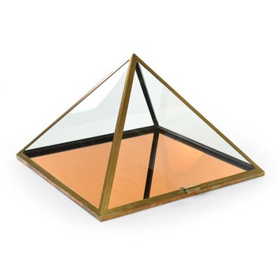 Pyramid Showcase Cabinet in Brass-NQ-955672