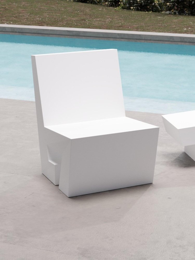 Quarry Outdoor Lounge Chair by Andrea Giomi