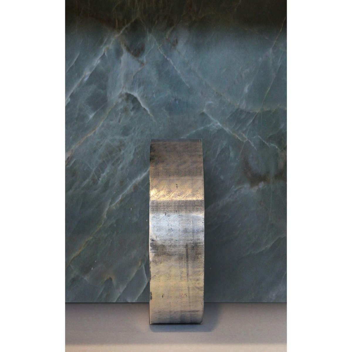 Quartzite Sculptural O Console by Dam Atelier