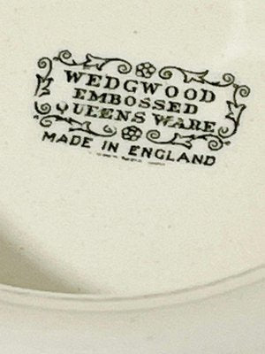 Queensware Embossed Footed Bowl from Wedgwood, England-UCH-1224340