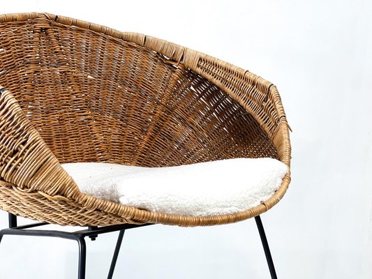 Rattan and Boucle Easy Chair, 1970s-XLH-1721385