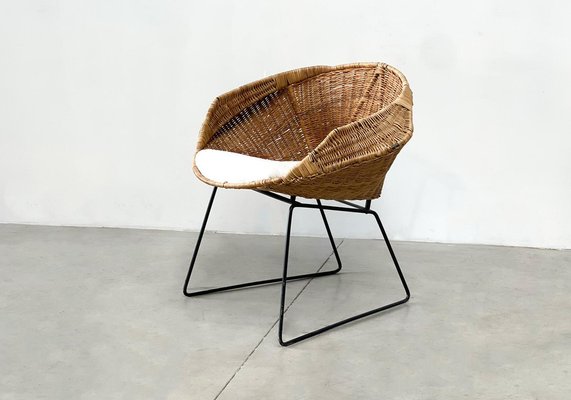 Rattan and Boucle Easy Chair, 1970s-XLH-1721385