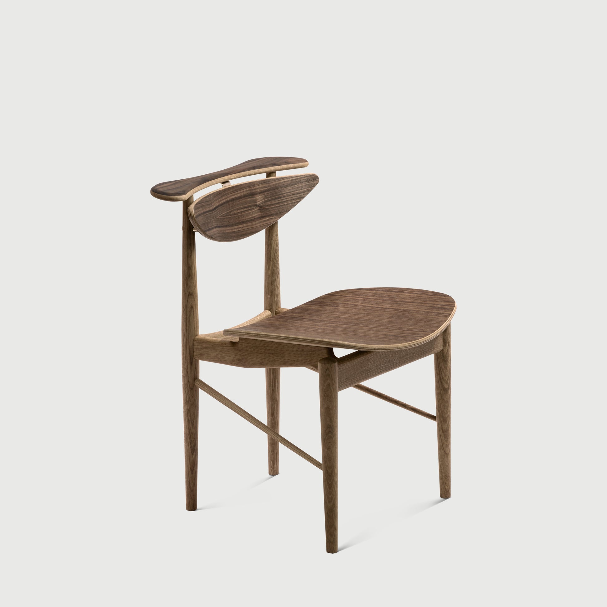 THE READING CHAIR - VENEER SEAT by House of Finn Juhl #Oak Dark Oil / Walnut