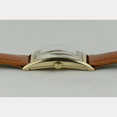 Rectangular Gold Case Watch from Omega, 1940s-LOB-692431