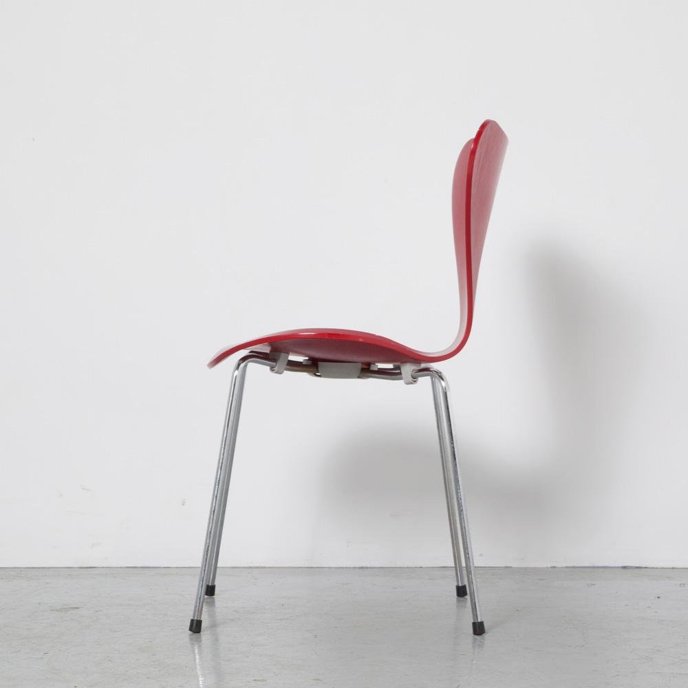 Red Butterfly Chair by Arne Jacobsen for Fritz Hansen